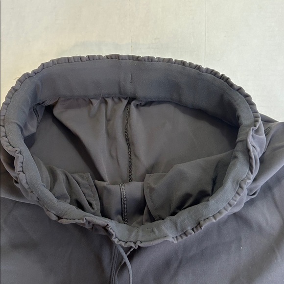 LULULEMON ATHLETIC PANTS STRETCH HIGH RISE FULL LENGTH GRAY JOGGER PANTS SZ 6 - Picture 3 of 11